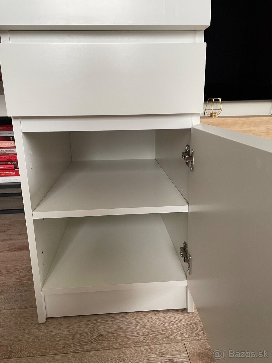 Ikea stôl Malm biely - 3