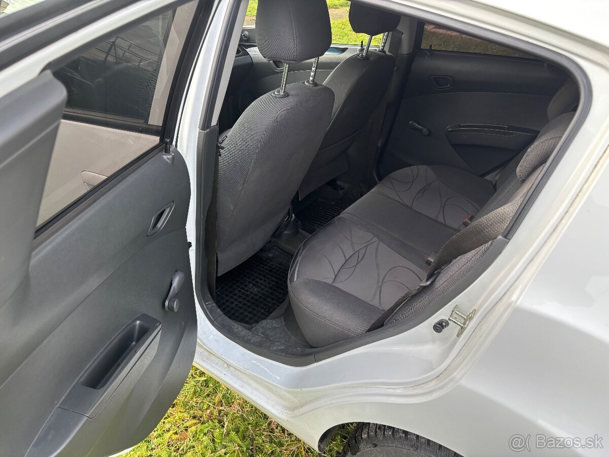 Chevrolet Spark 1.0 (2012) 60 300 km, NOVÁ STK+ KLÍMA - 3