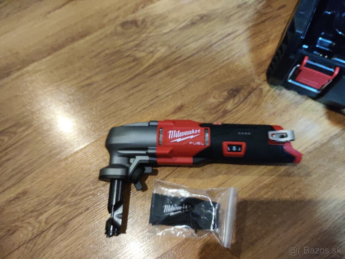 MILWAUKEE M12 FUEL™ Aku strihač na plech M12FNB16-0X - 3