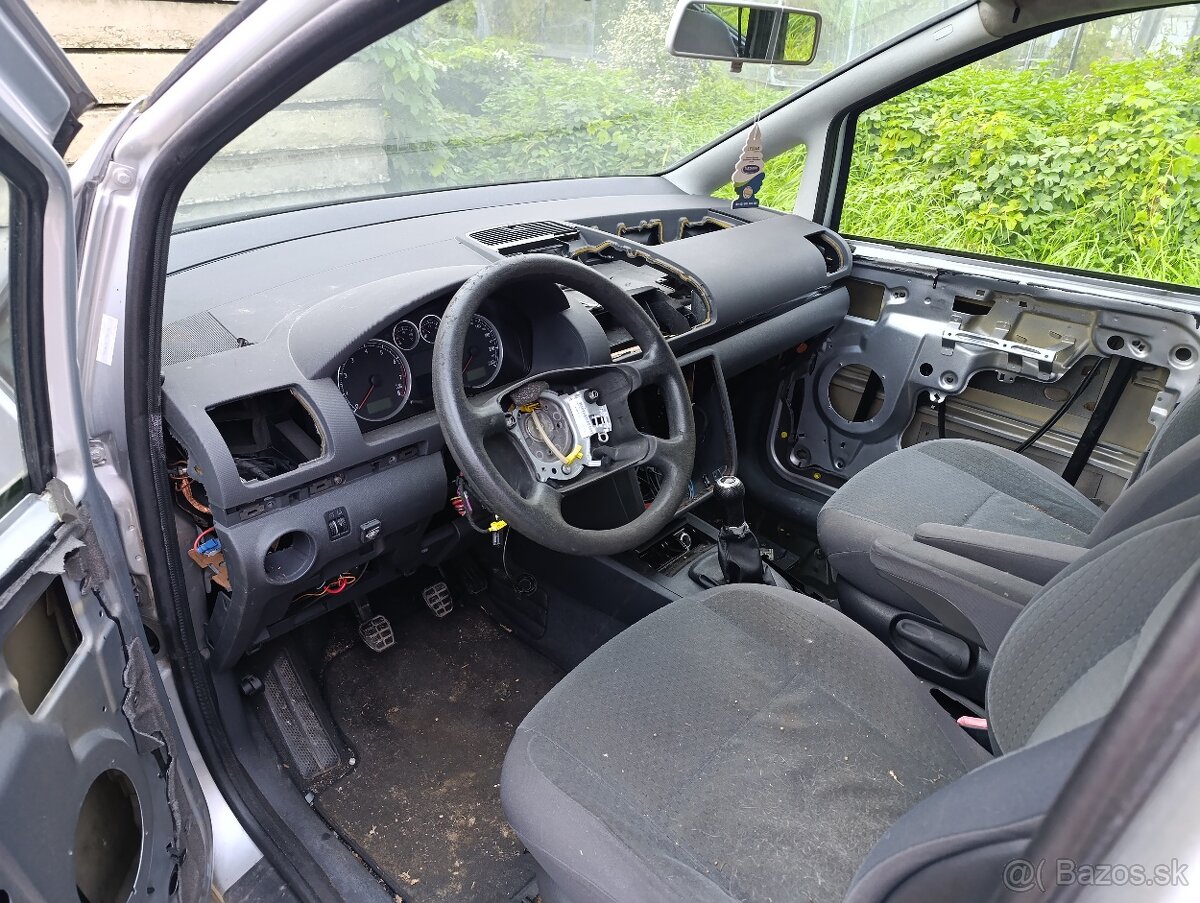 Volkswagen Sharan 2,8 Benzín / LPG - 3