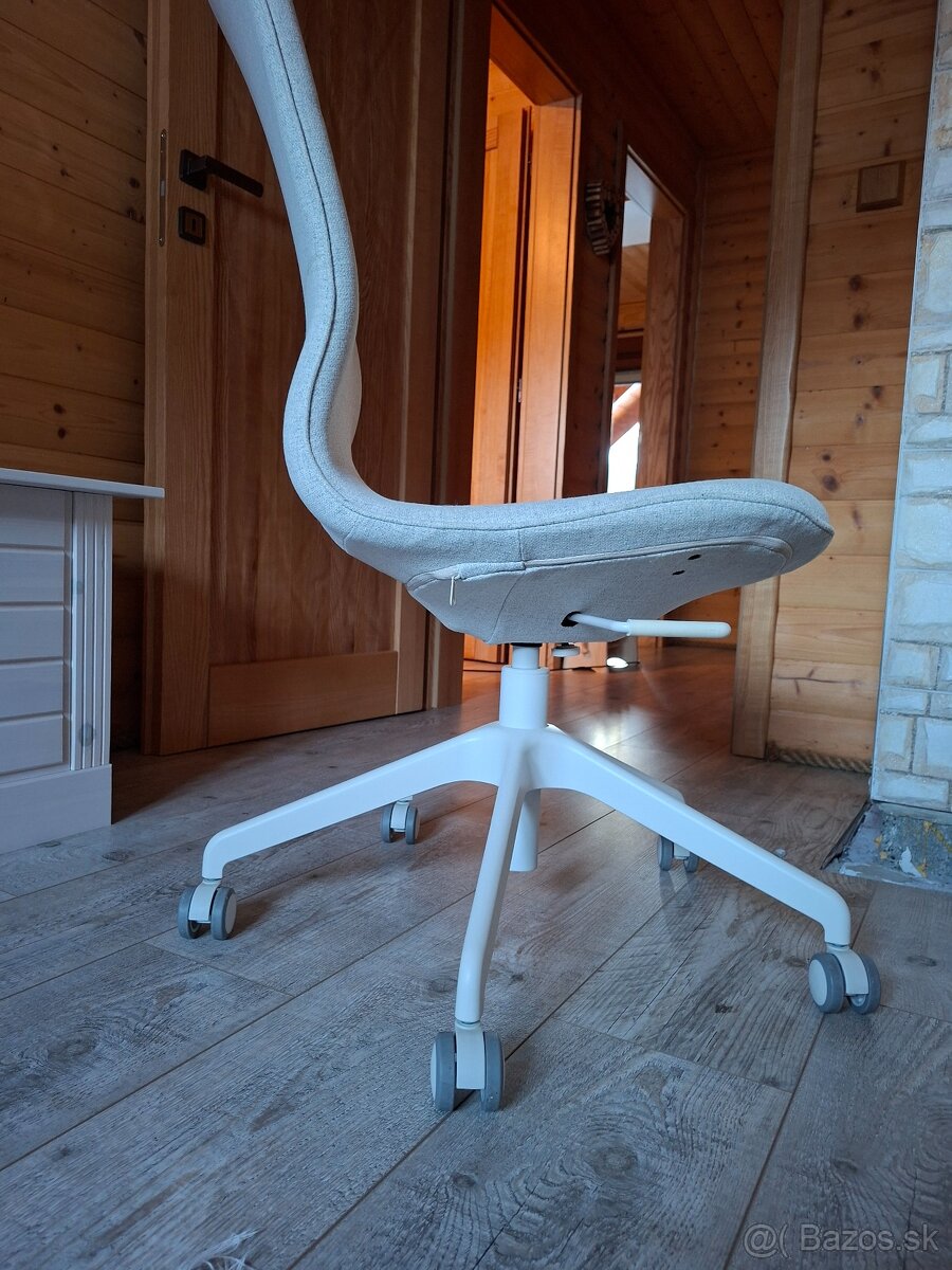 Kancelarska stolicka - 3