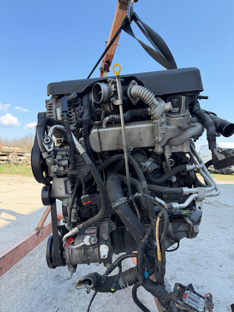 -----LANCIA VOYAGER 2.8 CRD----- - 3