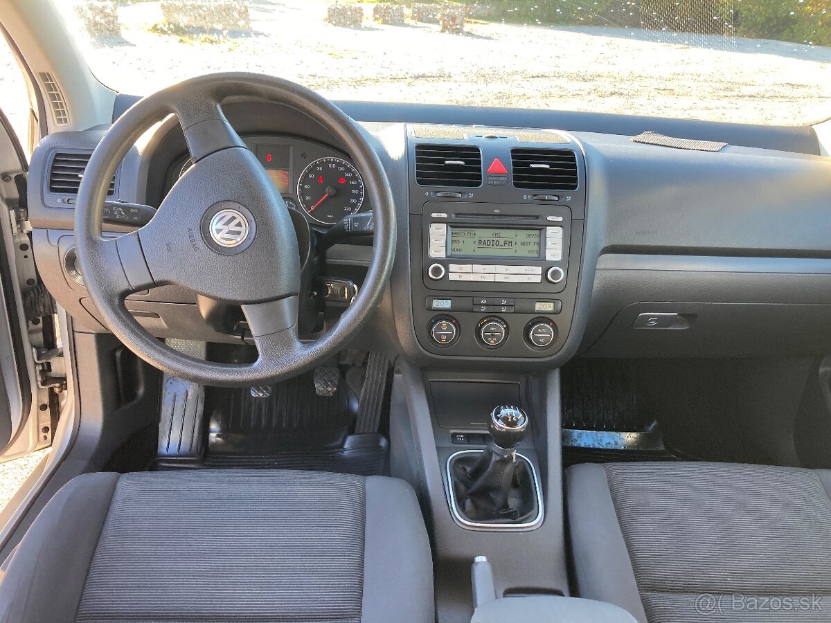 Volkswagen Golf V 1.4 - 3