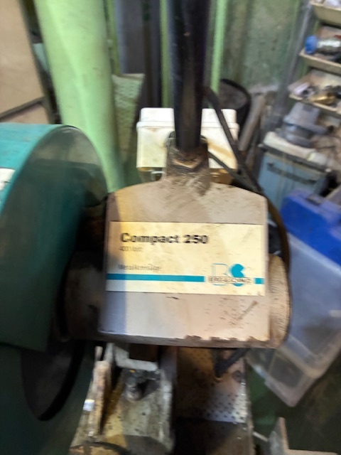 Kotúčová píla na kov Compact 250 - 3