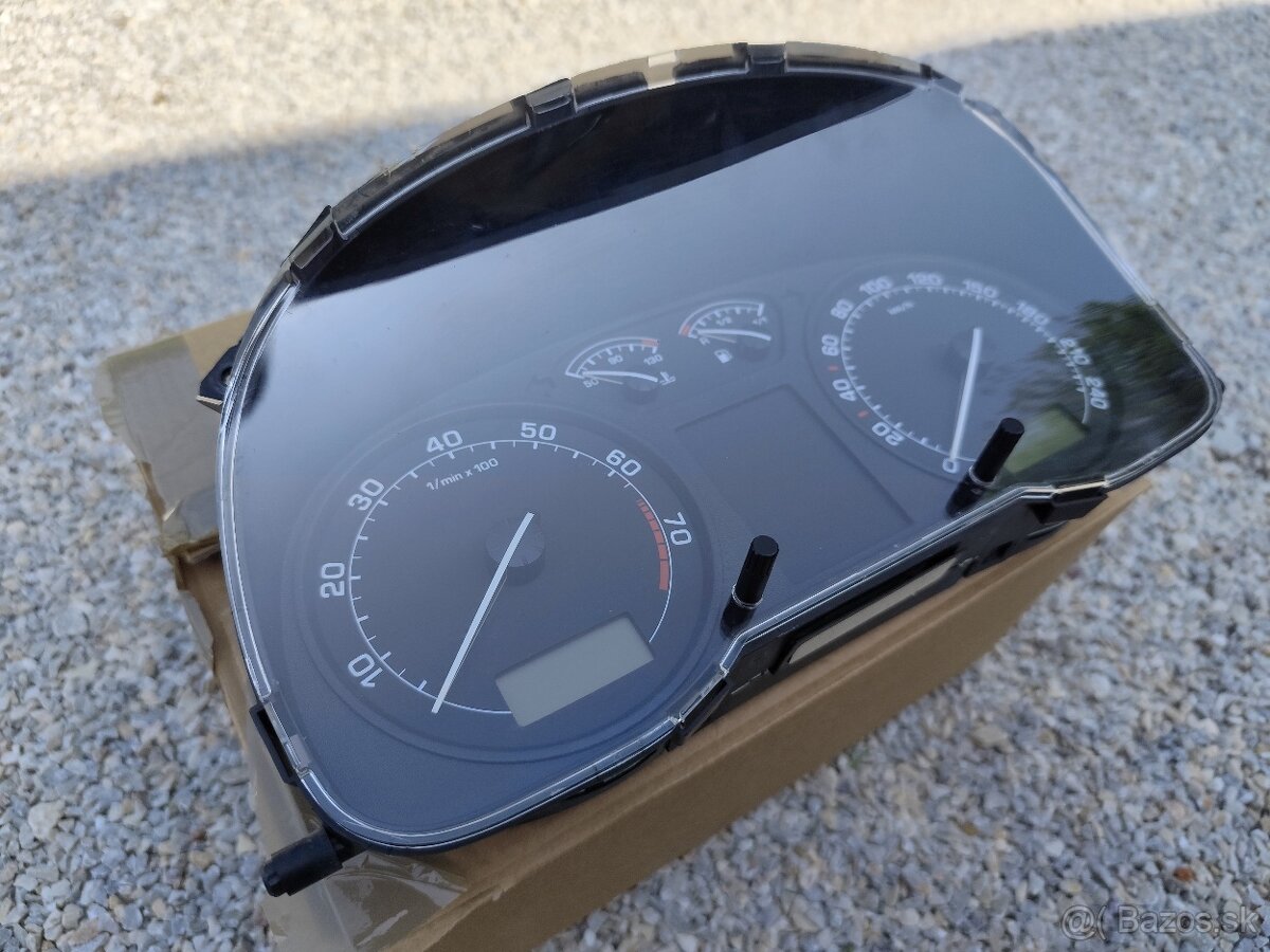 Budíky - polodot - Octavia 1 (mk1) - benzín - 3