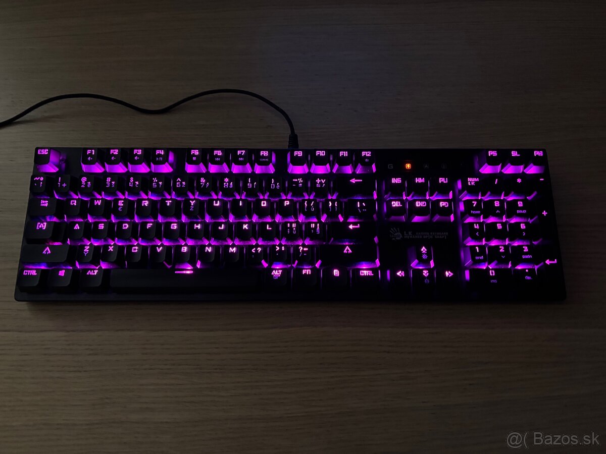 Mechanicka klavesnica a4tech - 3