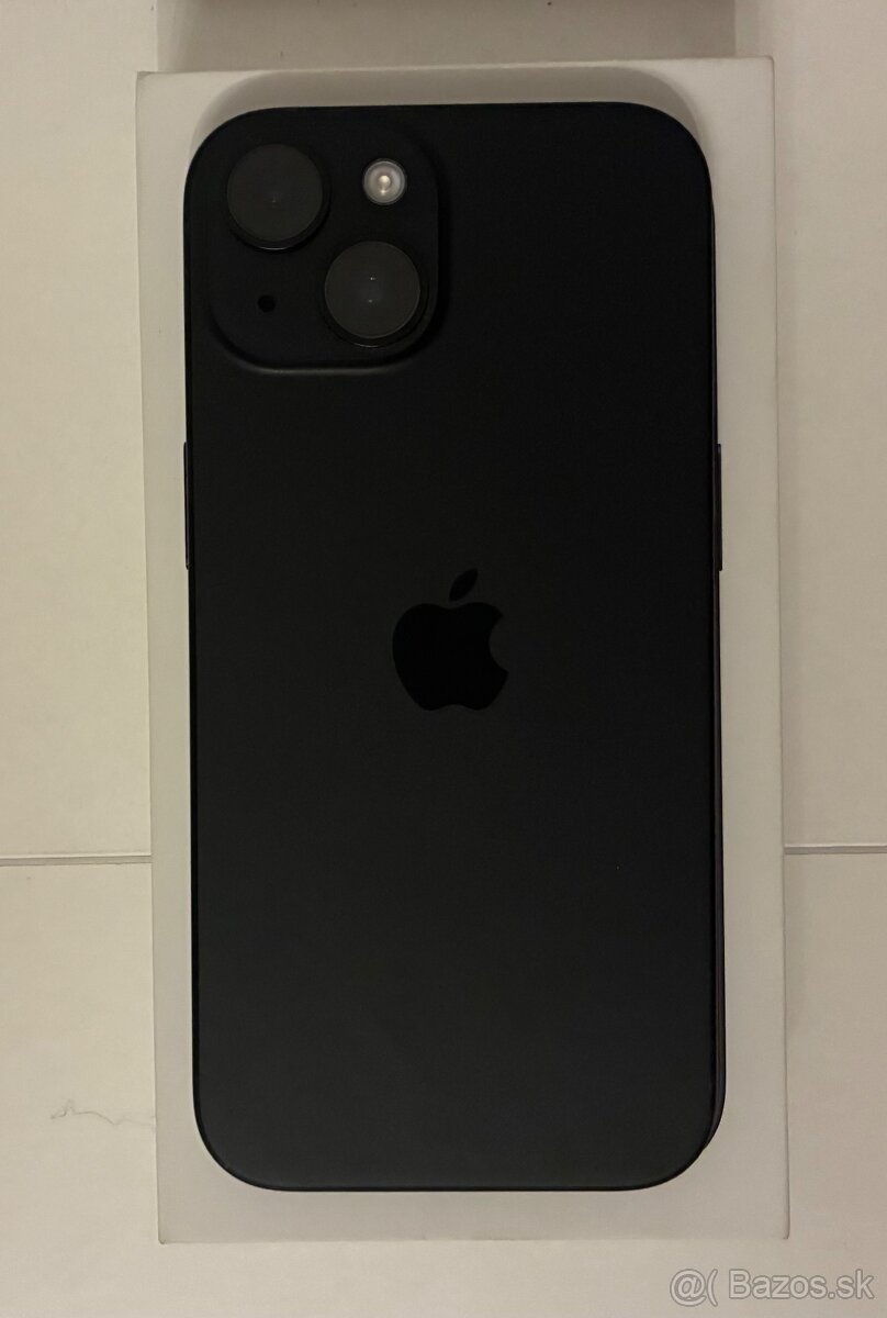 Apple iPhone 15 256GB - 3