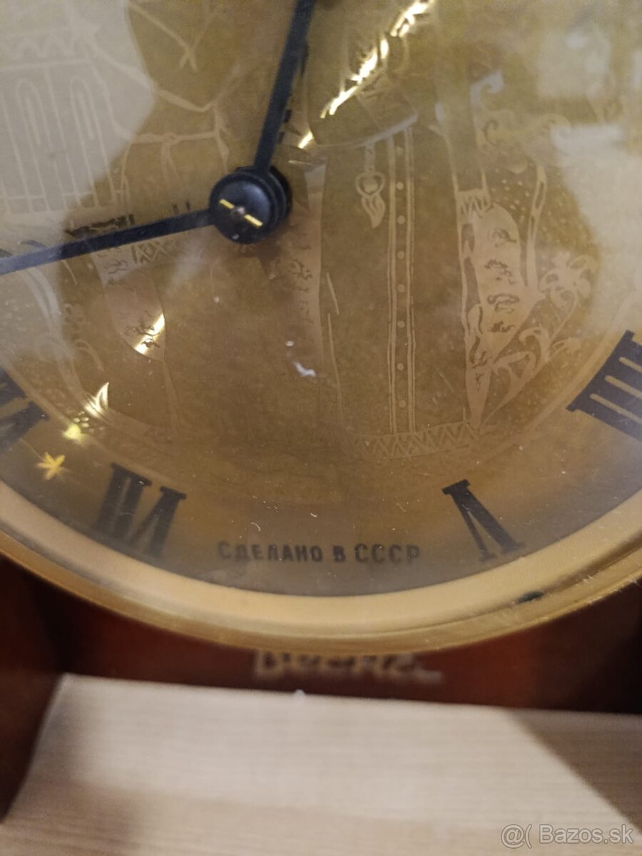 Retro stolové hodiny Vesna - 3