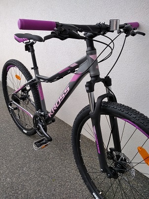 LEA 5.0 rám 19" so zárukou - 3