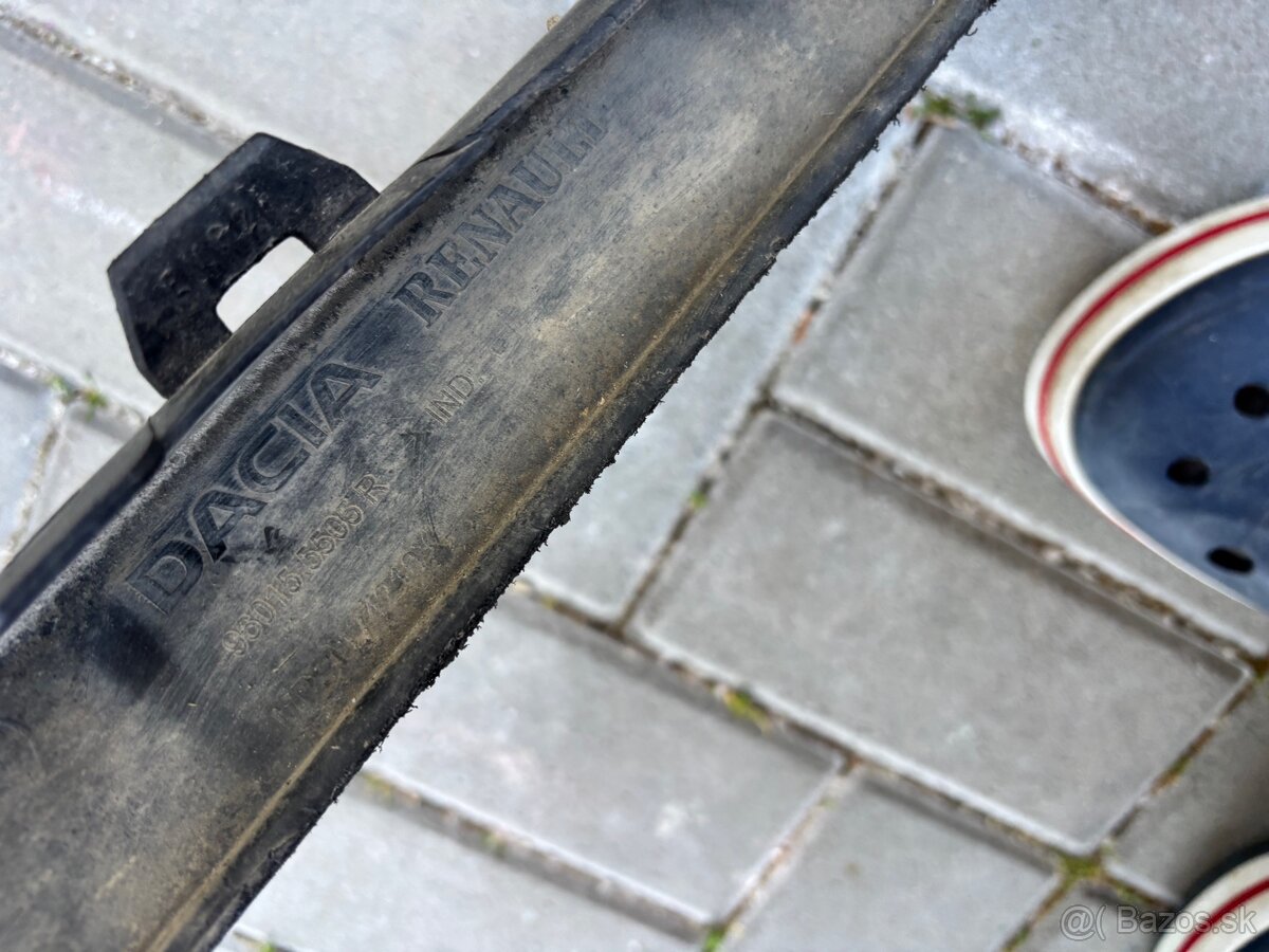 Spoiller dacia Renault - 3