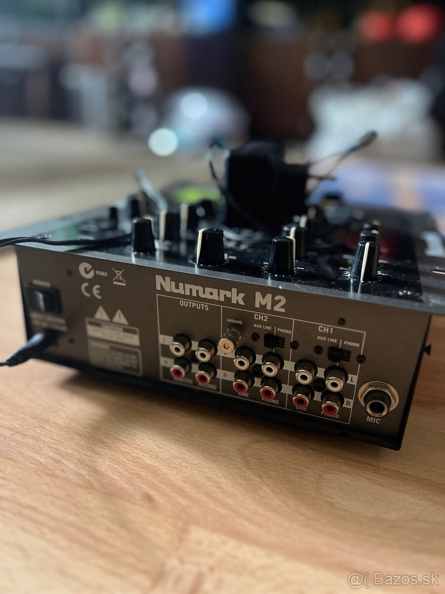 Mixážny pult Numark M2 aparatúra pre DJ aj kapelu - 3
