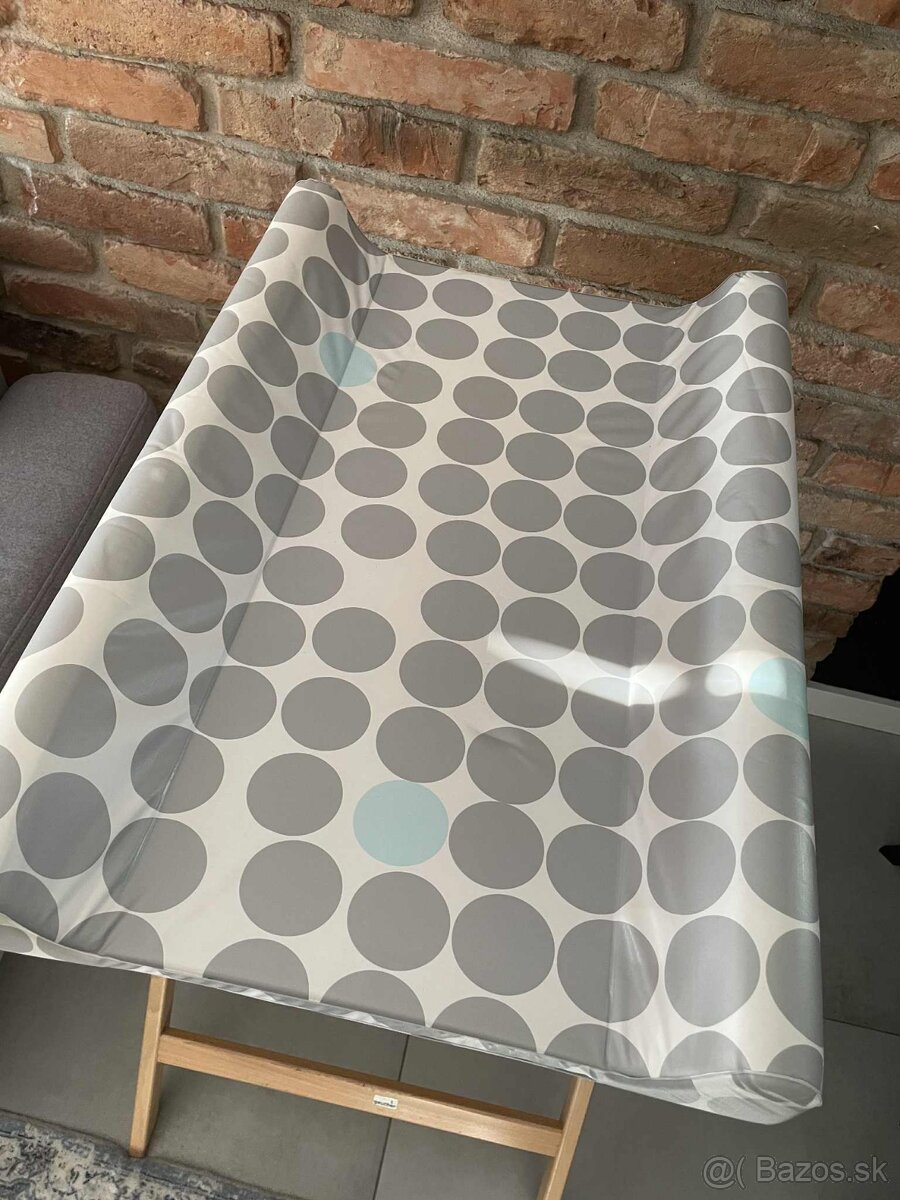 Prebaľovací pult - 3