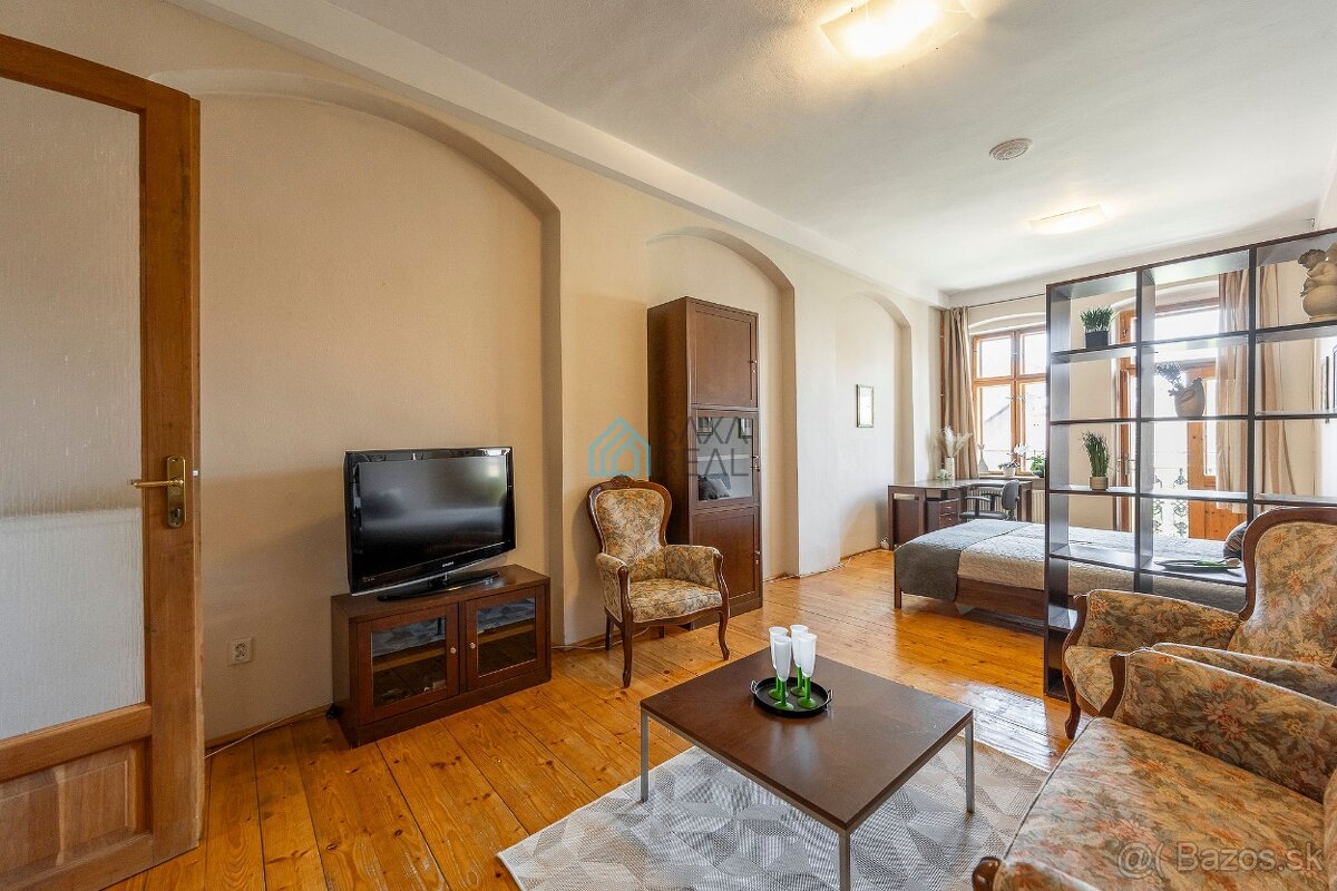 Byt 90 m2 v hist.centre a s balkónom na Hlavnej ulici. - 3