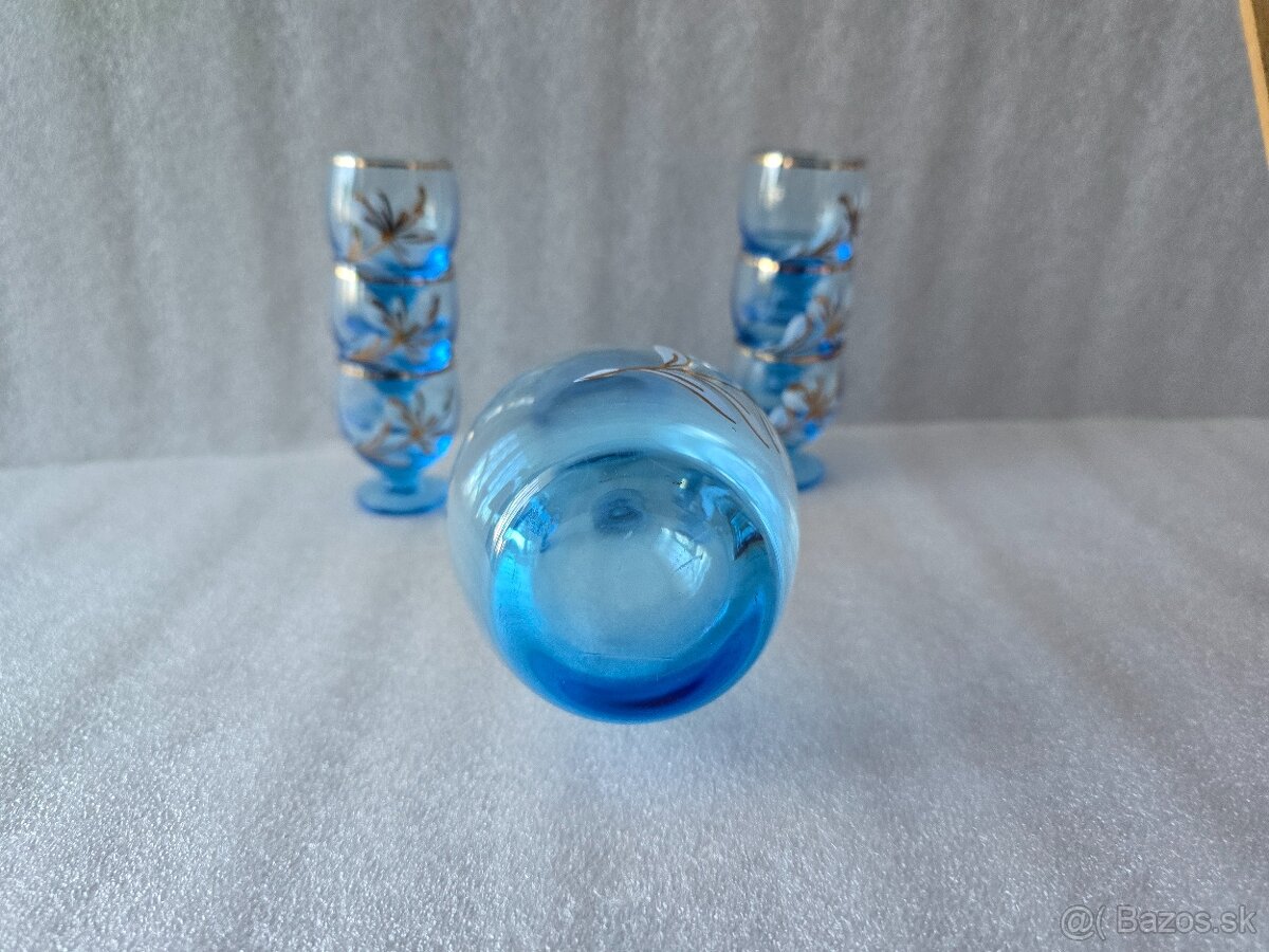 Karafa a kališky. - 3