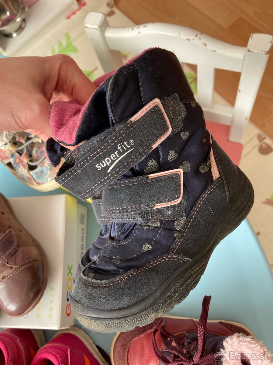 Dievčenské topánky č. 25 - 3