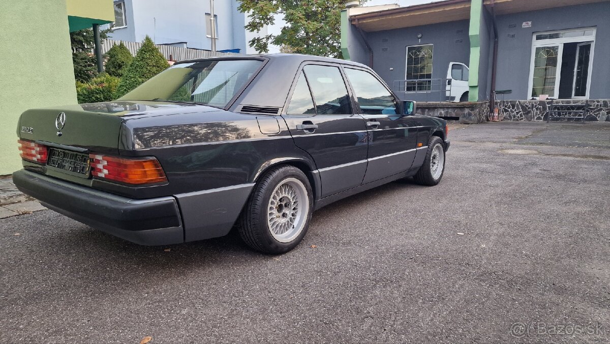 Mercedes Benz W 201 190 E - 3