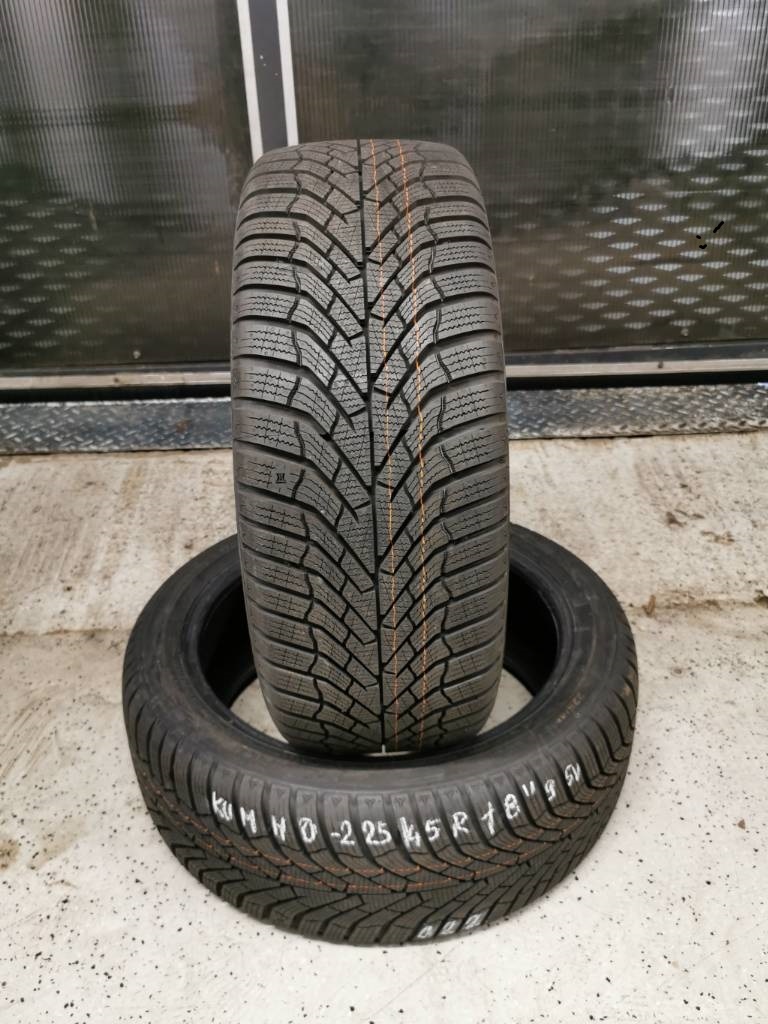 Kumho Winter zimné pneumatiky 225/45 R18 95V 2 ks - 3