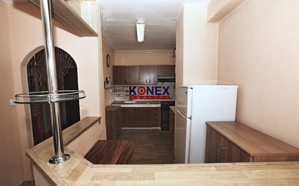 NA PREDAJ 2-izbový byt na Palárikovej ul. v Snine - 3