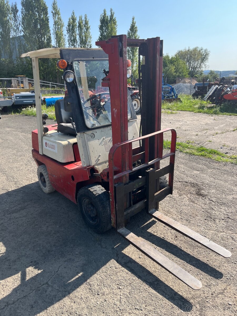 Vysokozdvižný vozík Nissan NH01. 1,5t - 3