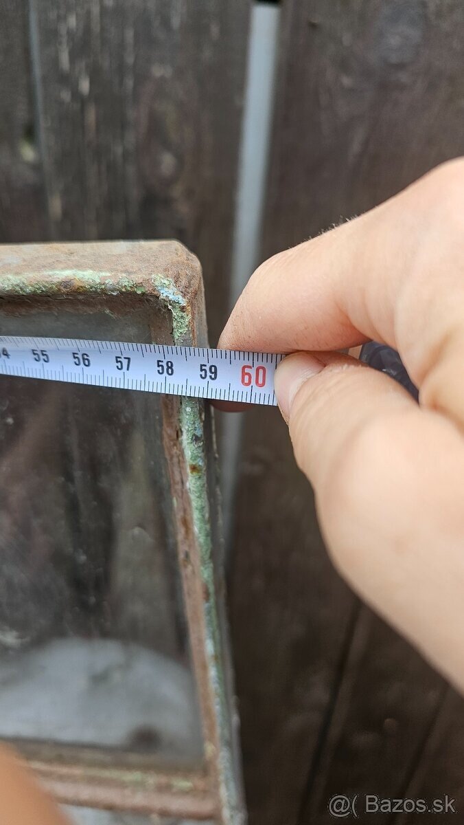 Staré okno železne - 3