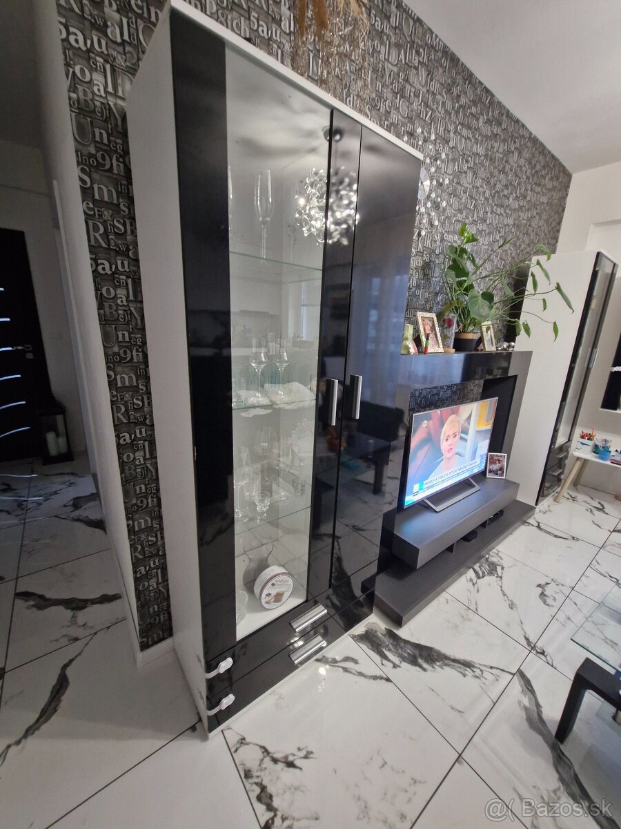 Obývacie skrine - 3