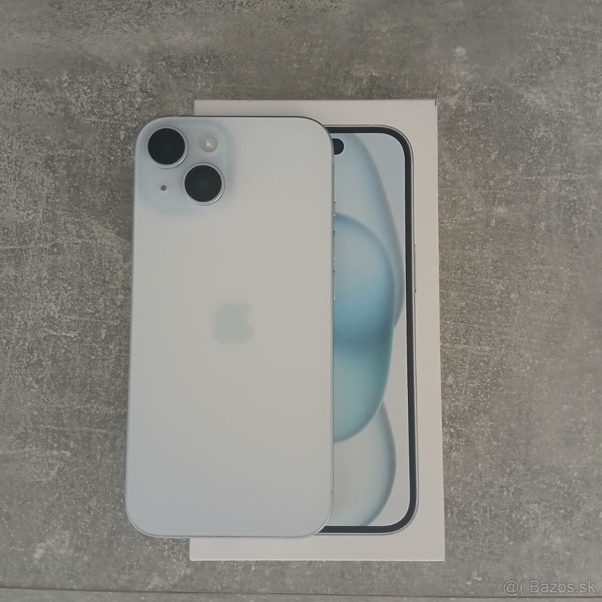 iPhone 15 blue 128 GB - 3