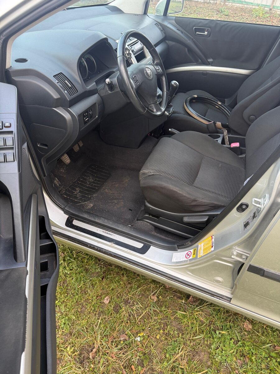 Toyota Corolla Verso 2.2 D4D 2007 - 3