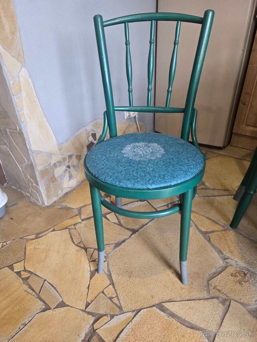 Predám stól a stoličky - 3