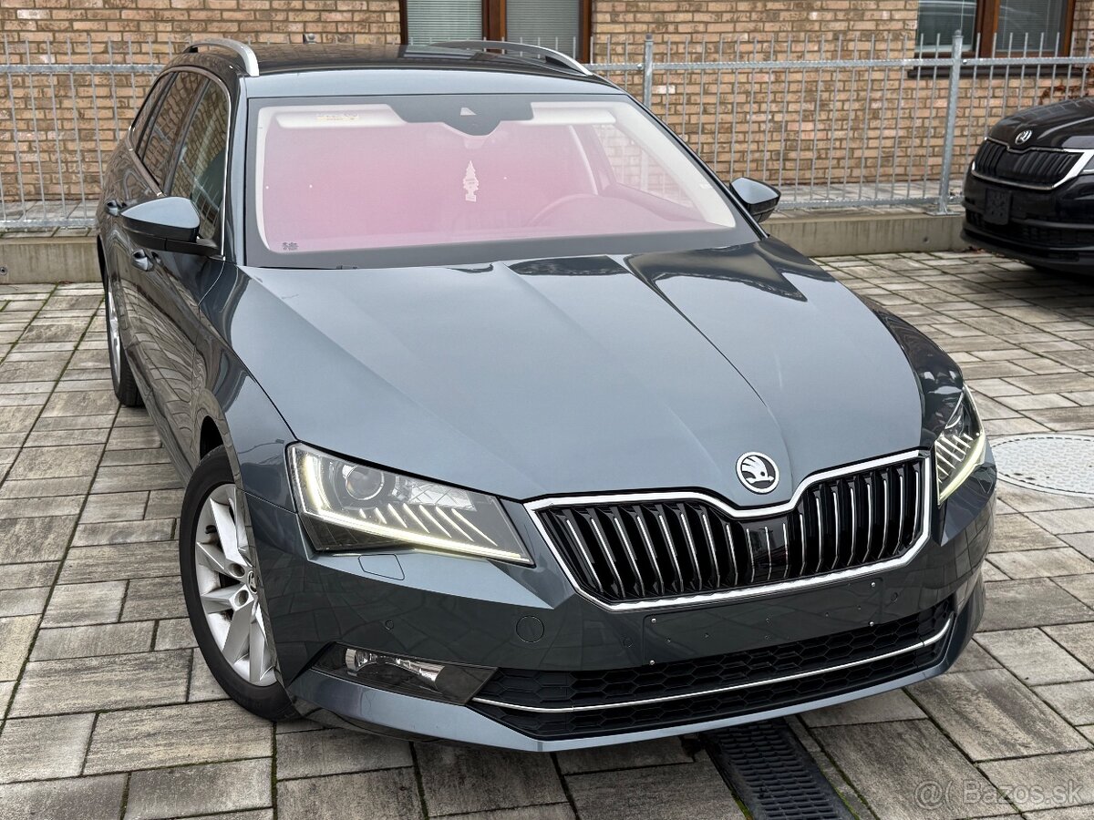 Superb Style Plus 1.8TSI DSG - 3