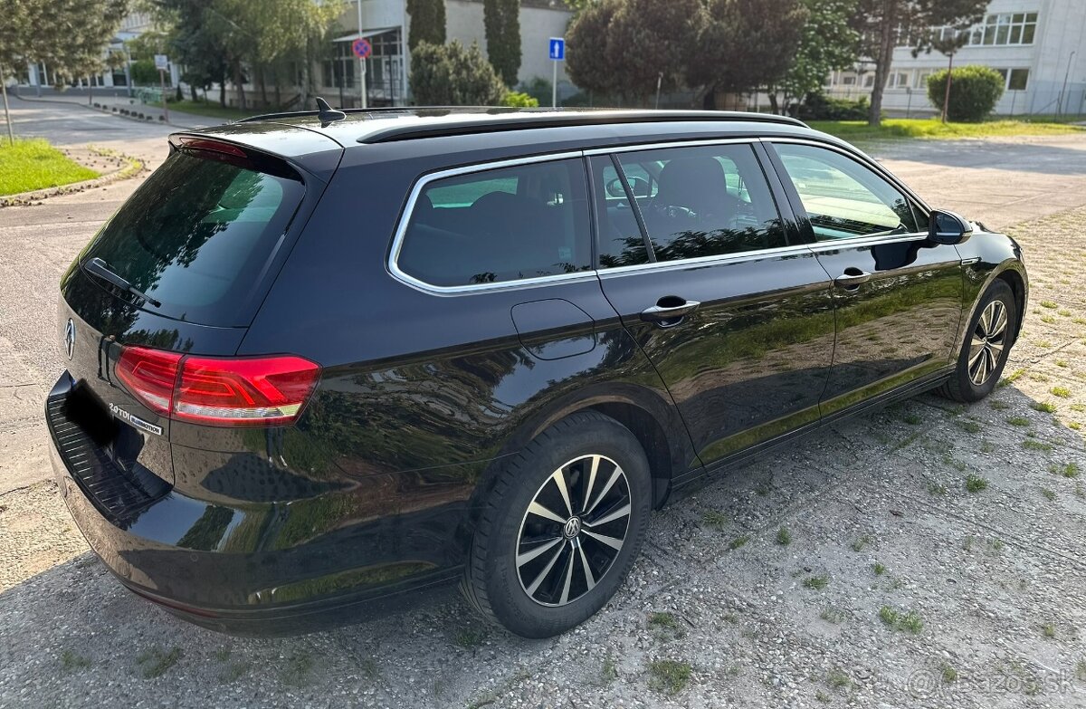 Predám VW Passat - VIRTUAL Cockpit. - 3