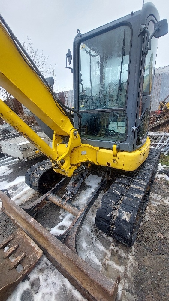 5t minibagr Komatsu PC45 pásové rypadlo - 3