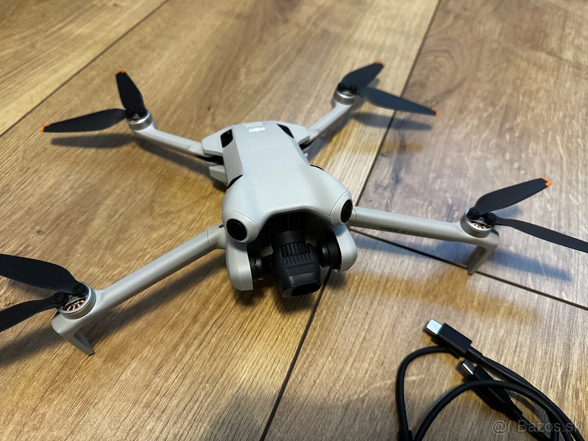 DJI Mini 4 Pro Fly More Combo – Top stav, záruka do 2027 - 3