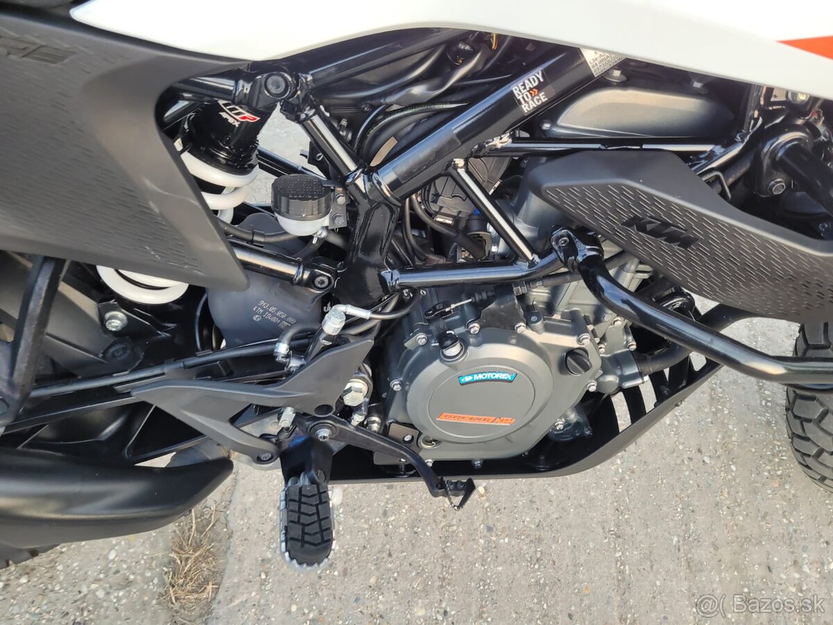 KTM Adventure 390 - 3