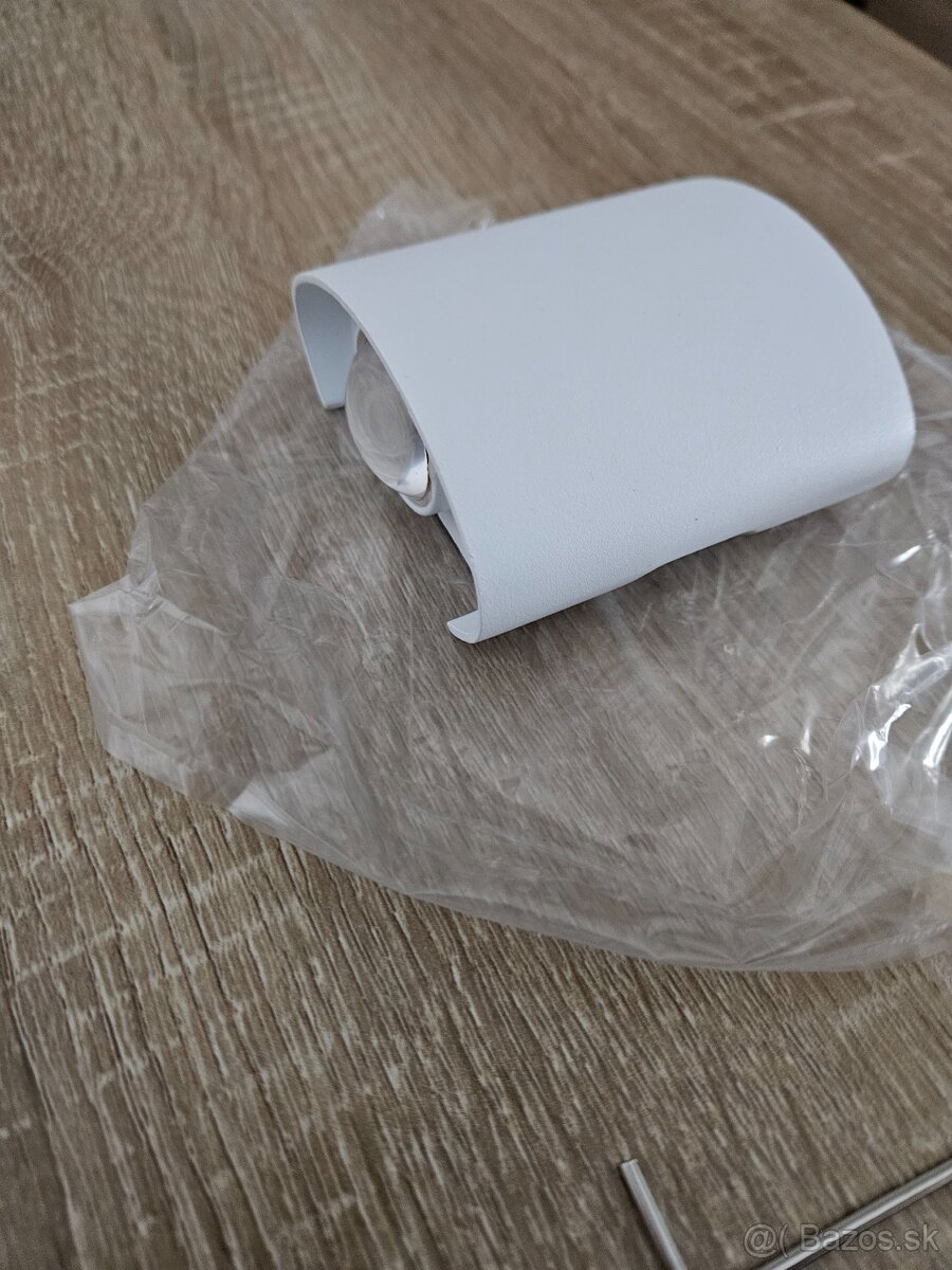 LED Svietidlo nástenné 2W čierne/biele - 3