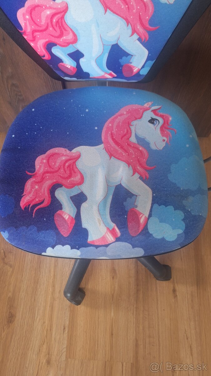 Dievcenska kancelarska stolicka - 3