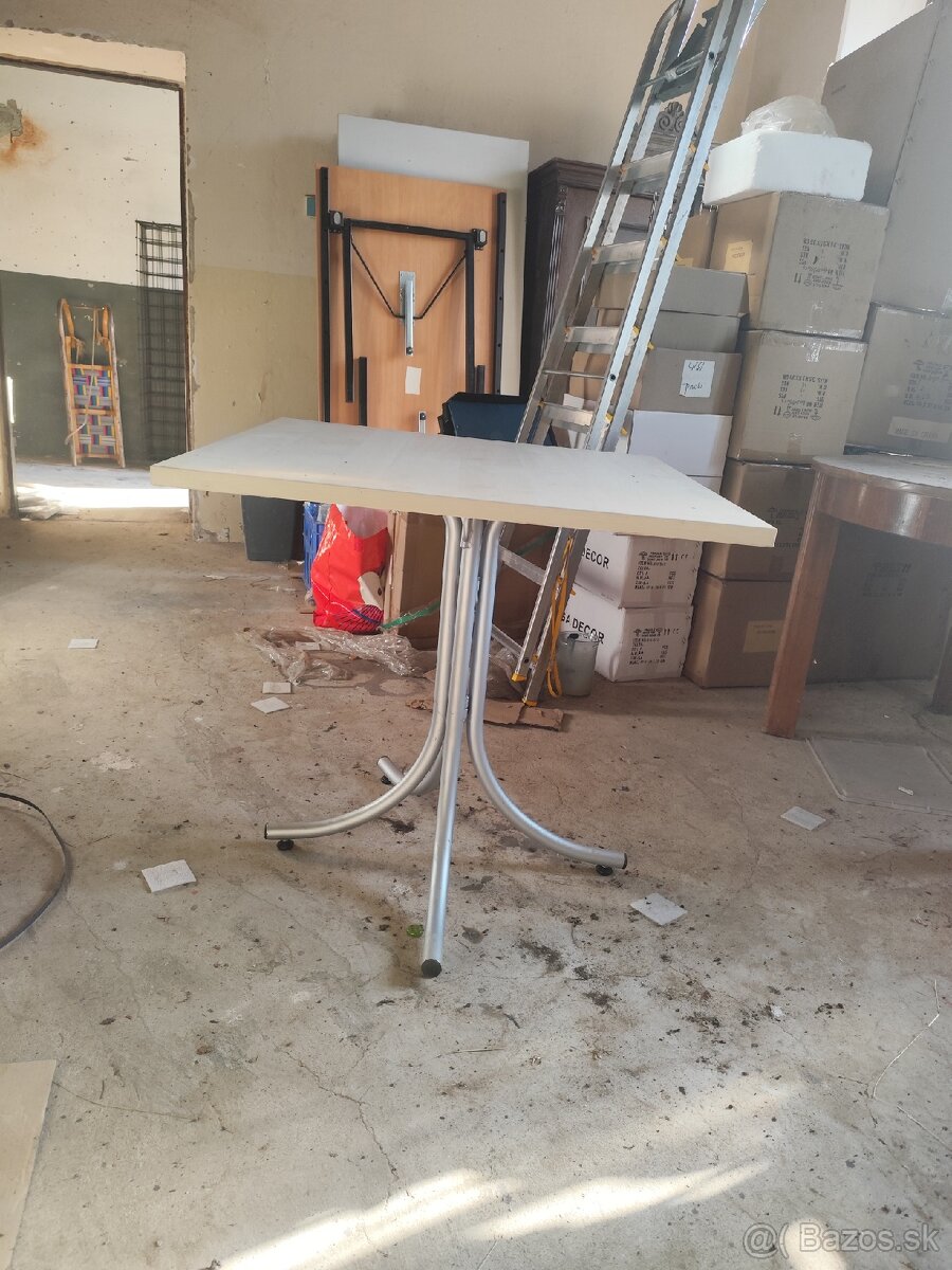 Predám rozkladacie stoly - 3