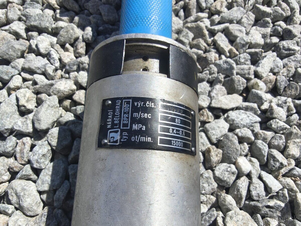 Pneumaticka uhlová leštička Narex - 3