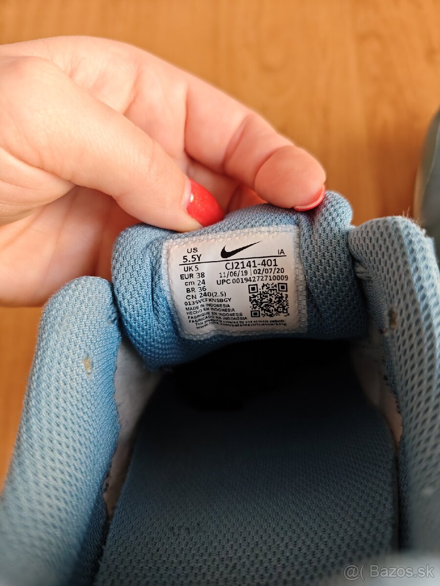 Nike č.38 - 3