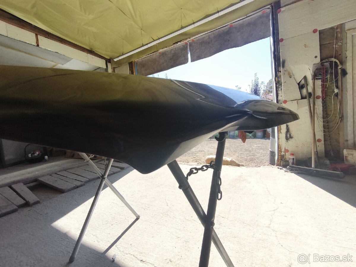 Kapota na Hyundai Tucson - 3