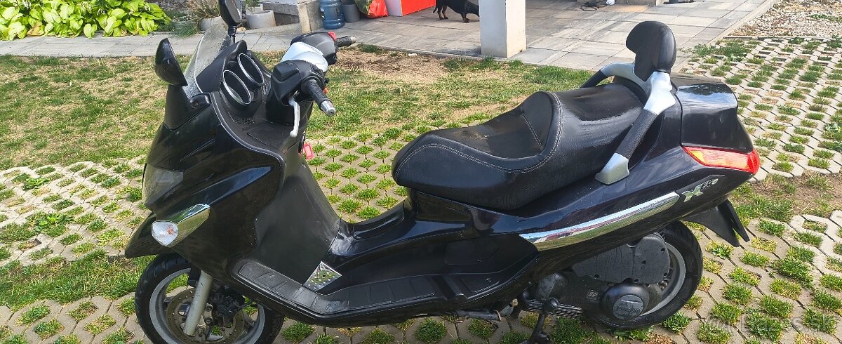Piaggio X Evo - 3