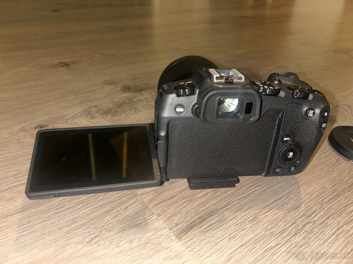 Canon EOS RP + RF 24 – 105 mm f/4 - 7,1 IS STM - 3