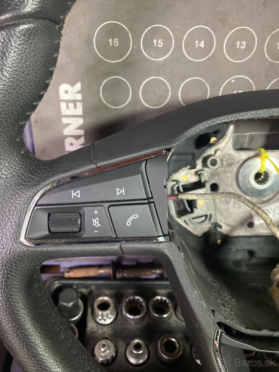 Multifunkčný volant Seat Toledo/Leon - 3