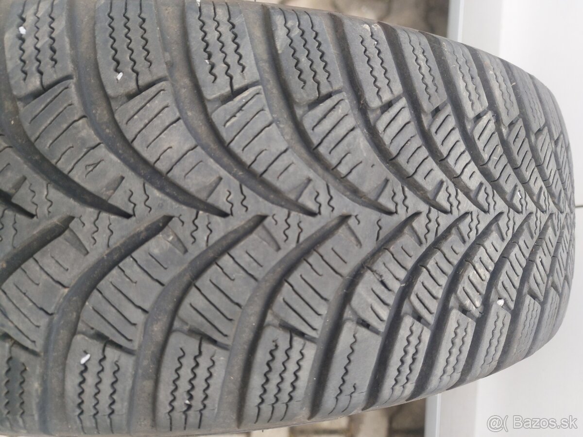 2ks zimné 175/65 r15 HANKOOK - 3