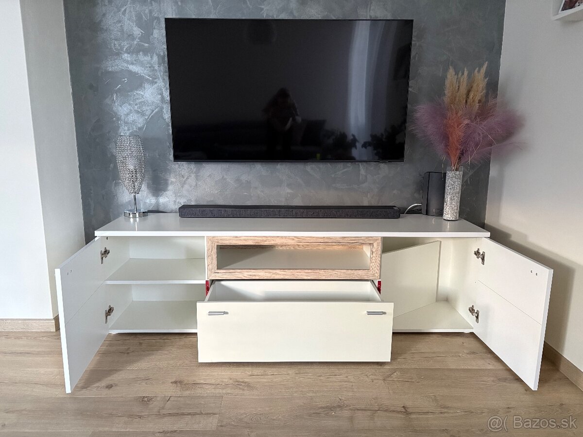 TV skrinka - 3