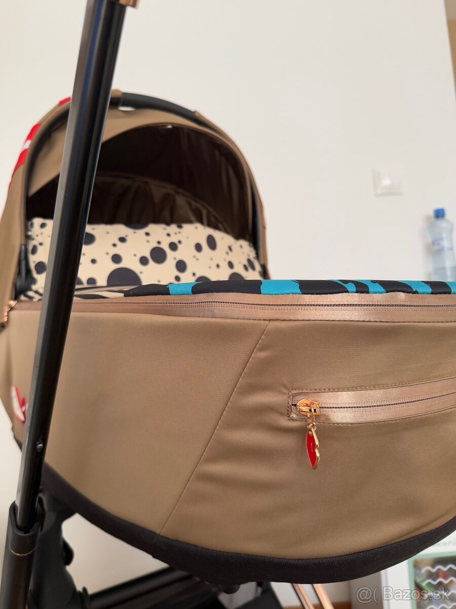 Cybex priam 4.0 KK One love - 3