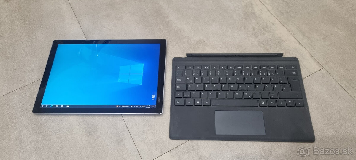 Microsoft Surface Pro 4 - 3