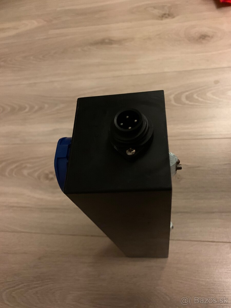 Robustná priemyselná rozvodná/distribučná skrinka GIFAS IP54 - 3