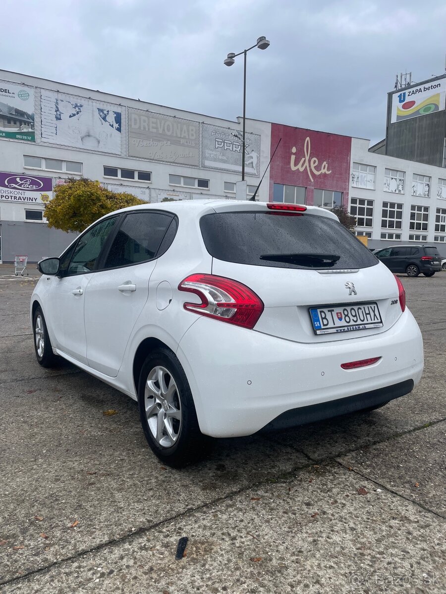 Peugeot 208 1.2 VTi - 3