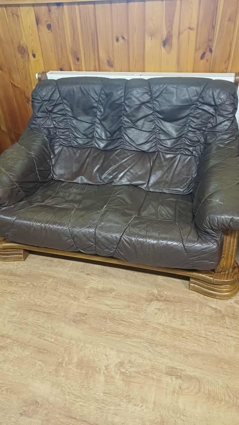 sedačka kožena dreveny rám - 3