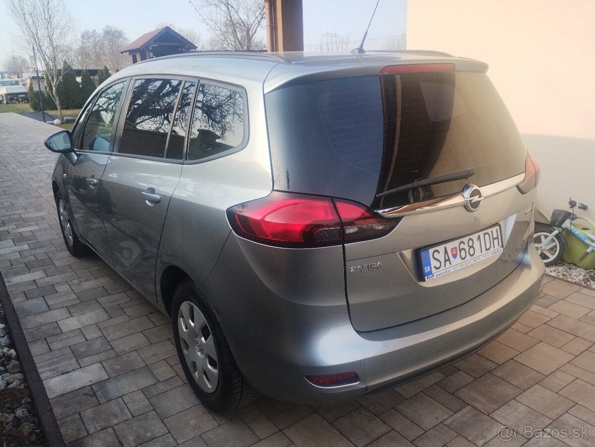 Opel Zafira Tourer - 3